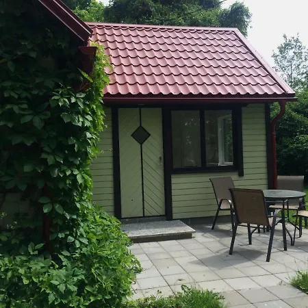 Nurmeveski House منزل ريفي *