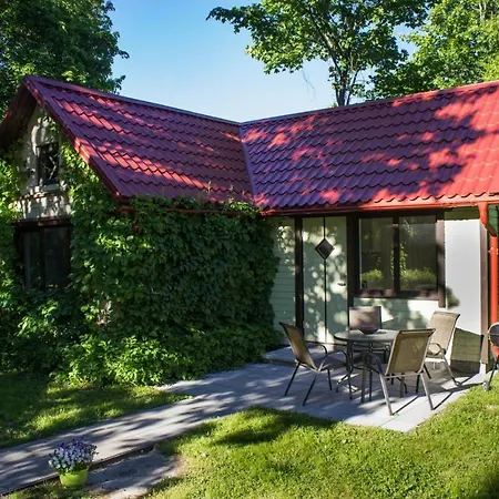 Nurmeveski House * Nurme