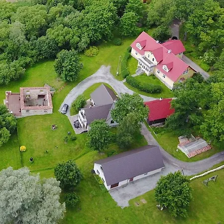 Nurmeveski House *